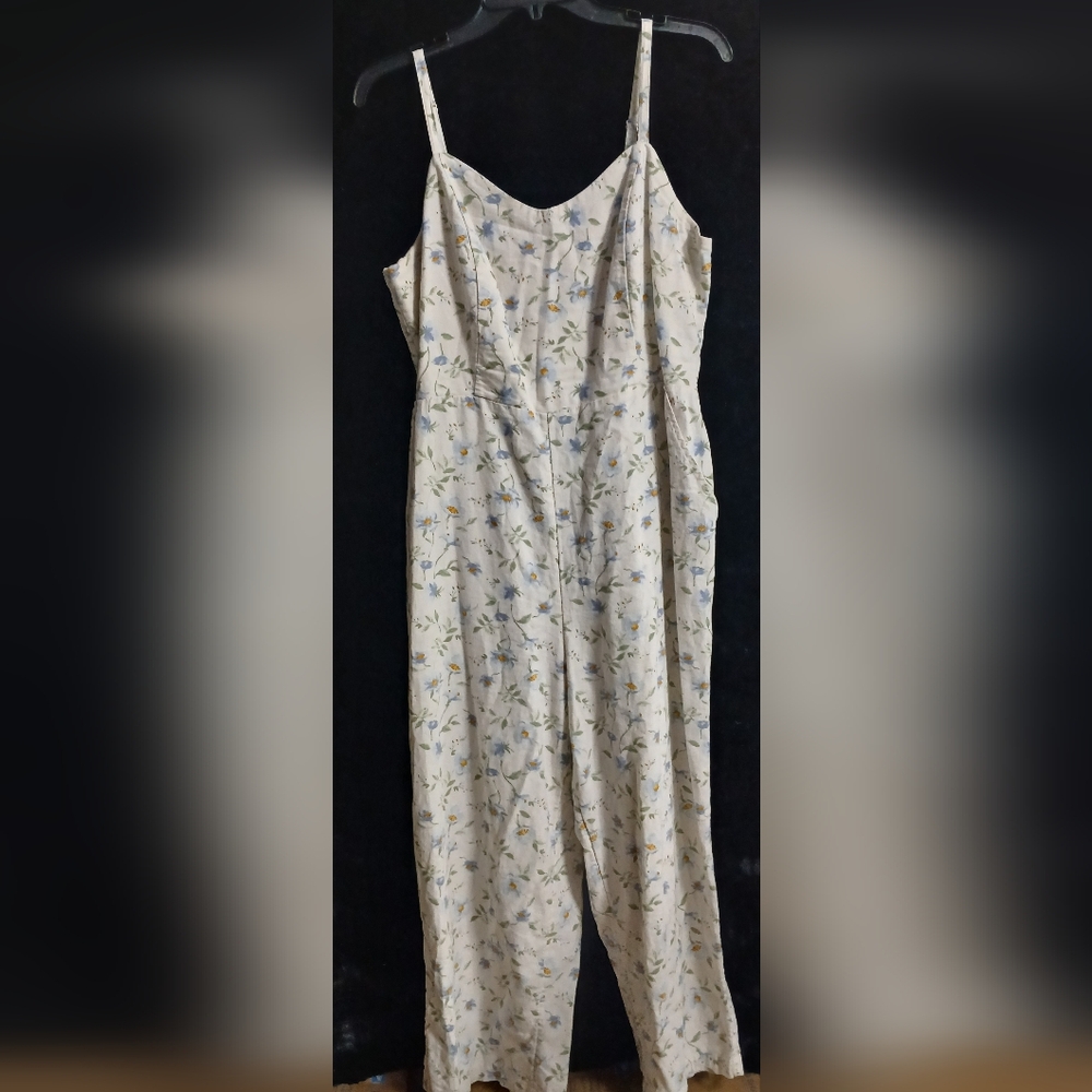 JUMPSUIT Floral Spaghetti Strap Sz Large